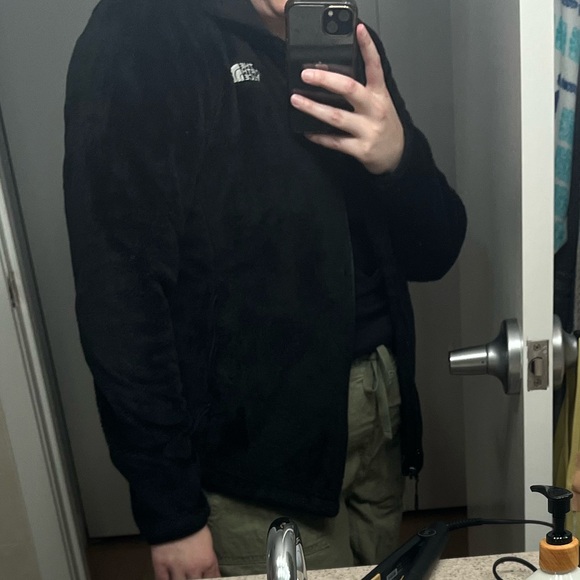The North Face Women’s Fleece Jacket - Picture 7 of 7